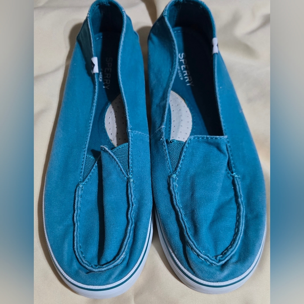 Sperry Women's Teal Canvas Loafers